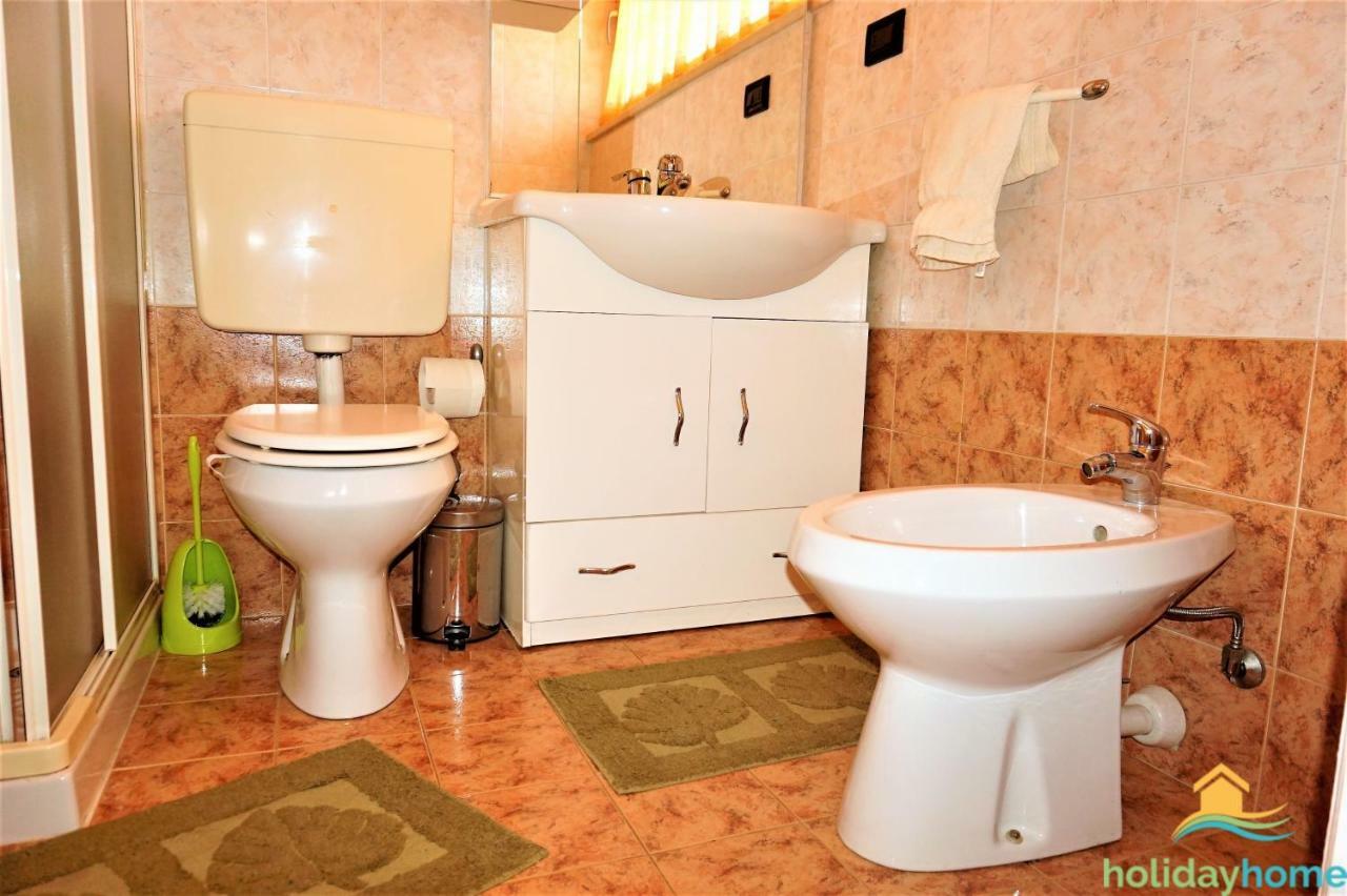 Apartment Brione Рива дел Гарда Екстериор снимка